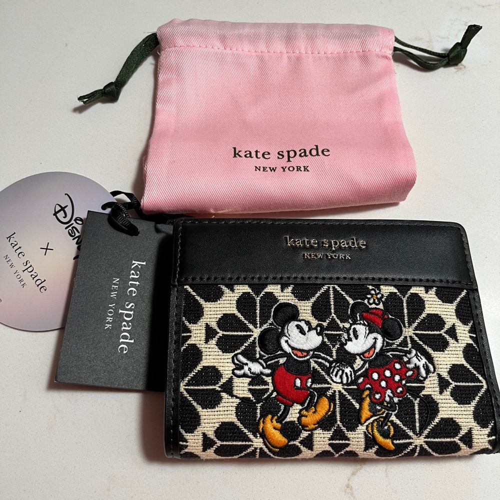 Kate Spade x Disney Black and Cream Wallet with Mickey and Minnie. NWT